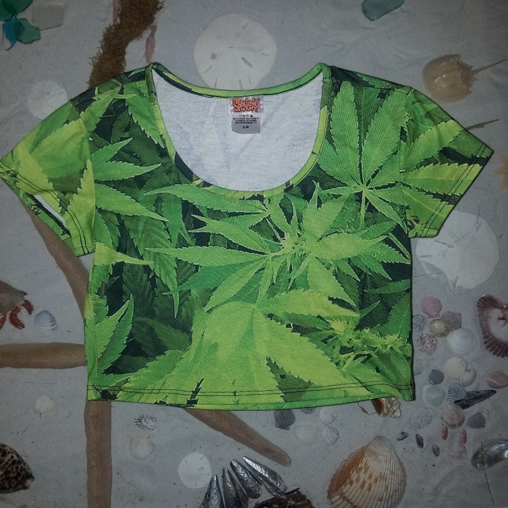Weed crop top